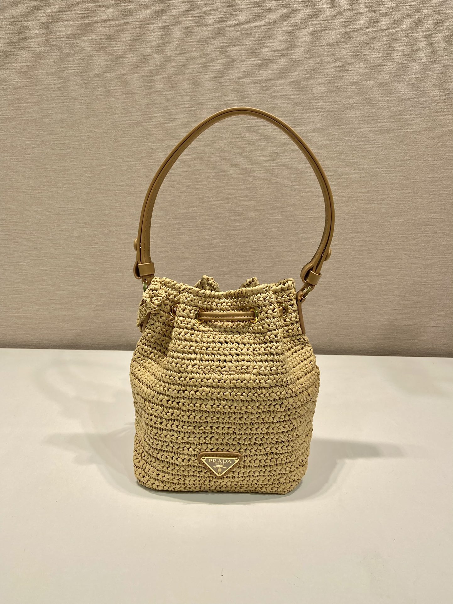 [TOP] Pra*da Raffia Bucket Drawstring Bag - Natural Beige - MYCUTIETHING